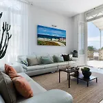 Amazing Sea View Flat 別荘 *