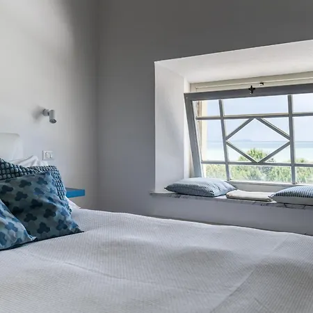 Amazing Sea View Flat Tirrenia