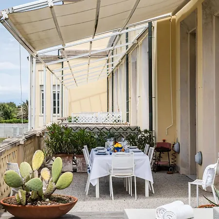 Amazing Sea View Flat Tirrenia
