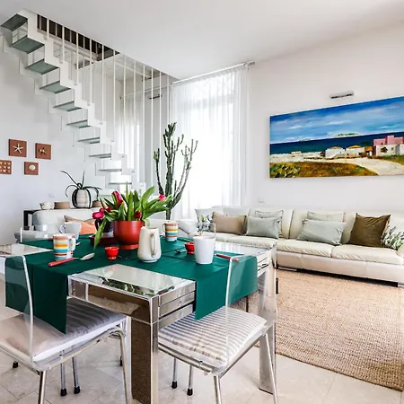 Amazing Sea View Flat * ティレニア