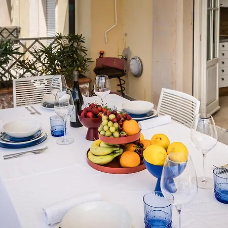 Amazing Sea View Flat بيت للعطل