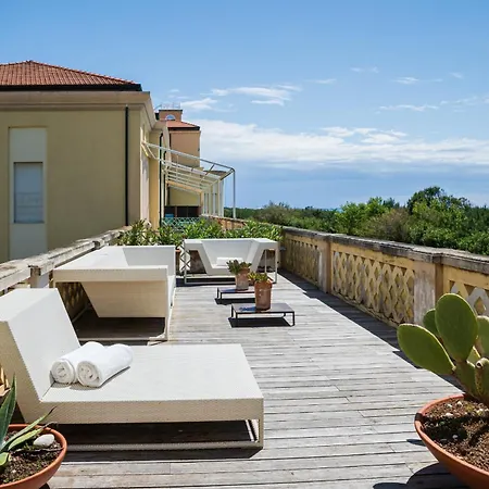 Holiday home Amazing Sea View Flat Tirrenia